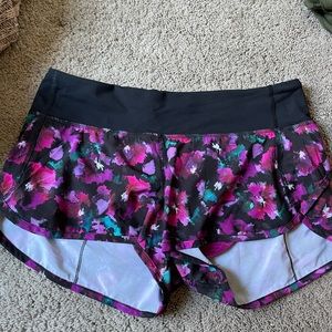 Lululemon Speed Up 2.5” short